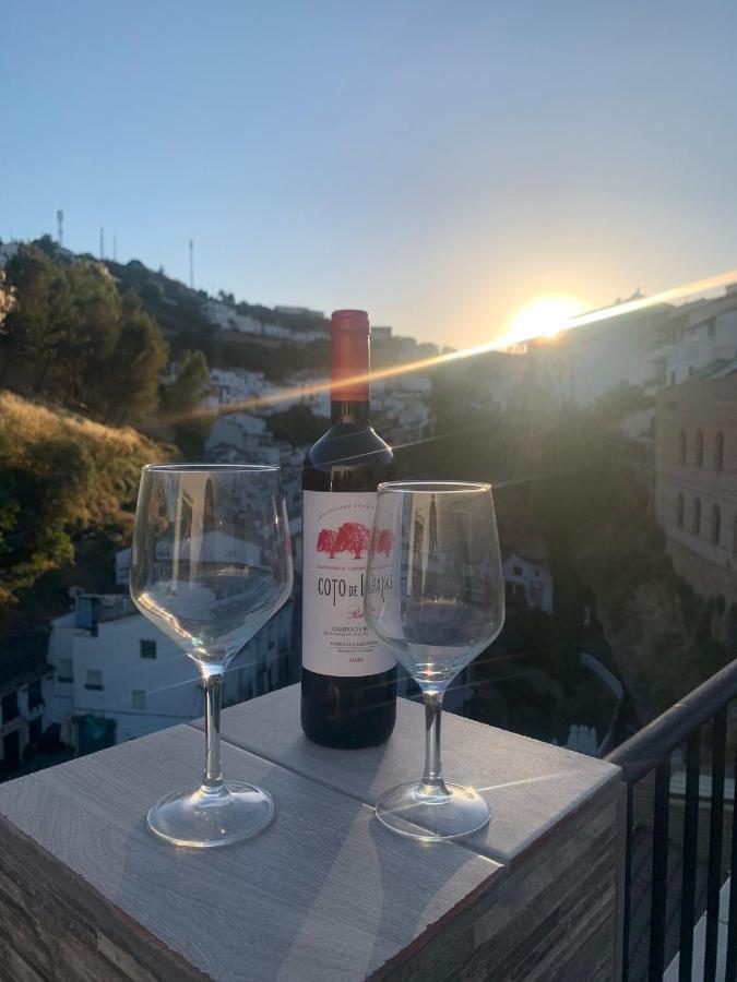 Appartement El Balcon De La Roca à Setenil De Las Bodegas Extérieur photo